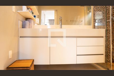 Apartamento à venda com 425m², 4 quartos e 1 vagaBanheiro da Suíte 1