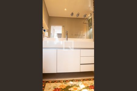 Apartamento à venda com 425m², 4 quartos e 1 vagaBanheiro da Suíte 1