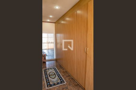 Apartamento à venda com 425m², 4 quartos e 1 vagaCloset