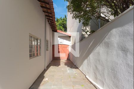 Casa à venda com 178m², 3 quartos e 4 vagasQuintal