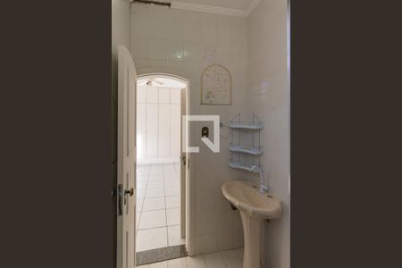 Casa à venda com 178m², 3 quartos e 4 vagasBanheiro da Suíte