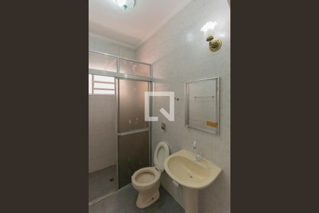 Casa à venda com 178m², 3 quartos e 4 vagasBanheiro