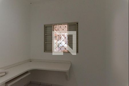 Casa à venda com 178m², 3 quartos e 4 vagasQuarto 2