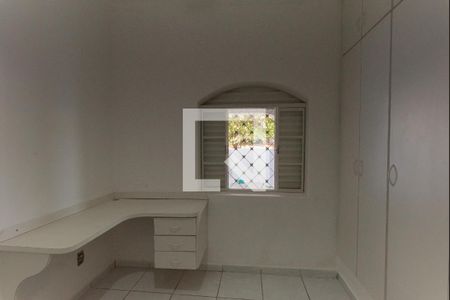 Casa à venda com 178m², 3 quartos e 4 vagasQuarto 1