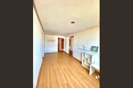 Apartamento para alugar com 2 quartos, 51m² em Pilares, Rio de Janeiro