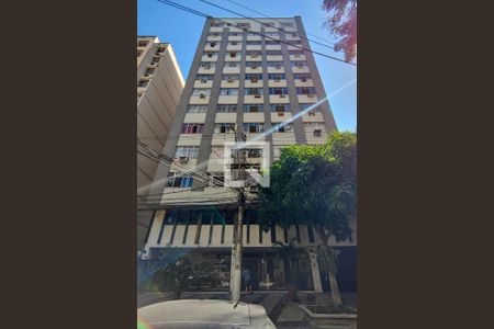 Apartamento para alugar com 90m², 2 quartos e 1 vagaFachada do Prédio
