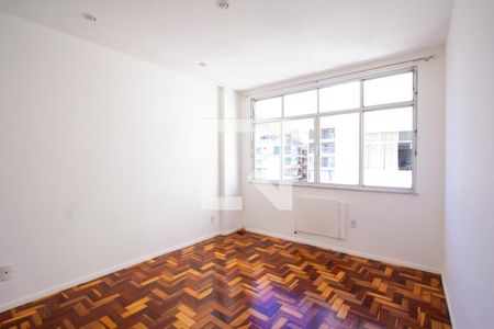 Quarto 1 de apartamento para alugar com 2 quartos, 90m² em Icaraí, Niterói