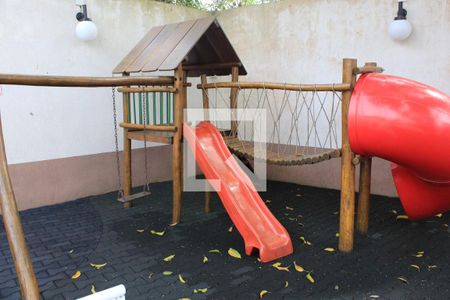 Apartamento para alugar com 70m², 3 quartos e 2 vagasÁrea comum - Playground