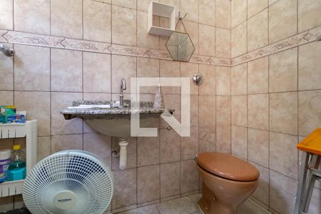 Casa à venda com 200m², 3 quartos e 1 vagaBanheiro da suíte 