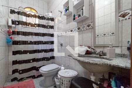 Casa à venda com 200m², 3 quartos e 1 vagaBanheiro social 