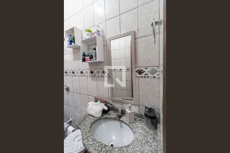 Casa à venda com 200m², 3 quartos e 1 vagaBanheiro social 