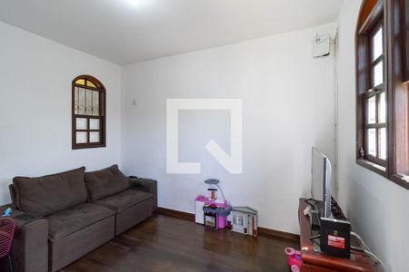 Sala  de casa à venda com 3 quartos, 200m² em Planalto, Belo Horizonte