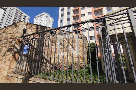 Apartamento para alugar com 67m², 2 quartos e 2 vagasFachada
