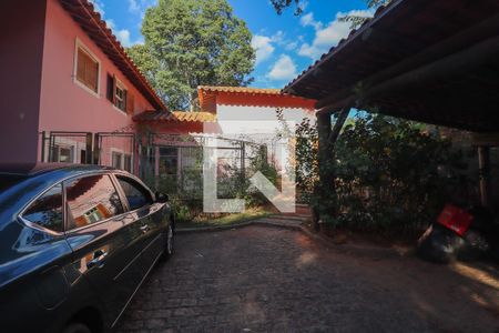 Casa de condomínio à venda com 5000m², 6 quartos e 3 vagasQuintal