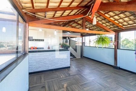 Apartamento à venda com 150m², 3 quartos e 3 vagasCobertura