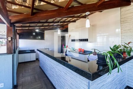 Apartamento à venda com 150m², 3 quartos e 3 vagasCobertura