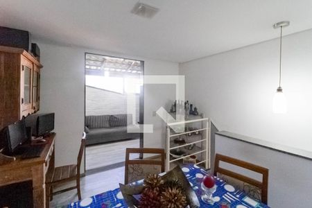 Apartamento à venda com 150m², 3 quartos e 3 vagasCobertura - Sala 2