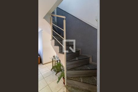 Apartamento à venda com 150m², 3 quartos e 3 vagasEscada