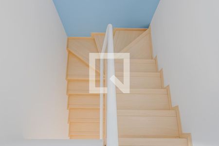 Apartamento para alugar com 65m², 1 quarto e 1 vagaEscada