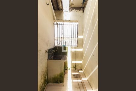 Casa à venda com 255m², 3 quartos e 2 vagas Casa à venda com 255m², 3 quartos e 2 vagasÁrea de Serviço Casa 1