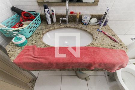 Casa à venda com 255m², 3 quartos e 2 vagas Casa à venda com 255m², 3 quartos e 2 vagasBanheiro da Suíte Casa 2