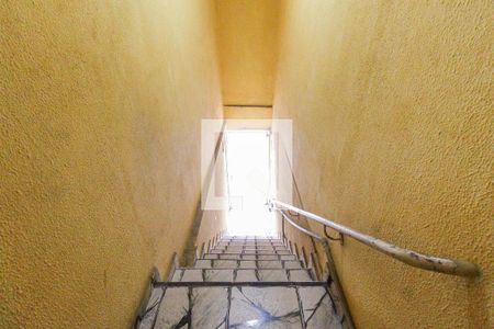 Casa à venda com 255m², 3 quartos e 2 vagas Casa à venda com 255m², 3 quartos e 2 vagasEntrada