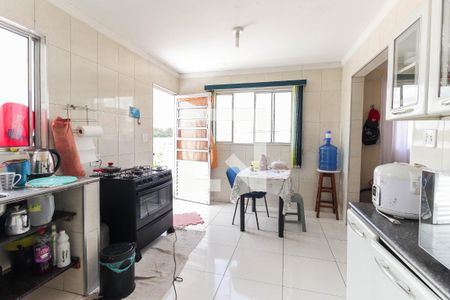 Casa à venda com 255m², 3 quartos e 2 vagas Casa à venda com 255m², 3 quartos e 2 vagasCozinha Casa 2