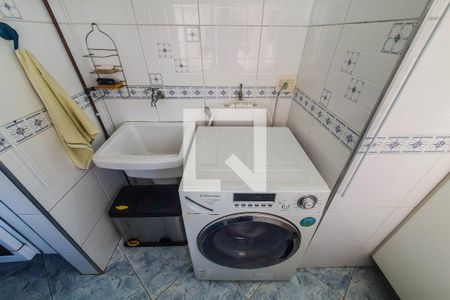 Apartamento à venda com 64m², 3 quartos e 1 vaga Apartamento à venda com 64m², 3 quartos e 1 vagaÁrea de Serviço