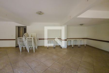 Apartamento à venda com 64m², 3 quartos e 1 vaga Apartamento à venda com 64m², 3 quartos e 1 vagaSalão de Festas
