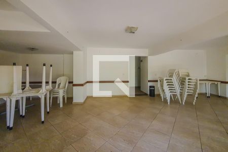 Apartamento à venda com 64m², 3 quartos e 1 vaga Apartamento à venda com 64m², 3 quartos e 1 vagaSalão de Festas