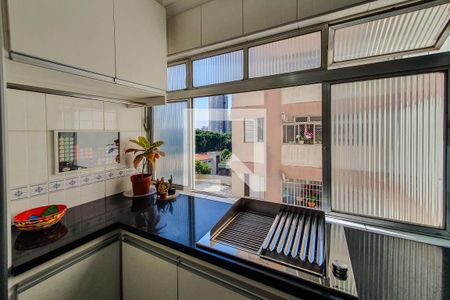 Apartamento à venda com 64m², 3 quartos e 1 vaga Apartamento à venda com 64m², 3 quartos e 1 vagaChurrasqueira