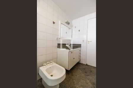 Apartamento à venda com 165m², 3 quartos e 2 vagasBanheiro 2