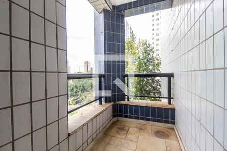 Apartamento à venda com 165m², 3 quartos e 2 vagasVaranda