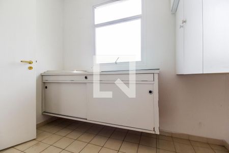 Apartamento à venda com 165m², 3 quartos e 2 vagasQuarto de Serviço