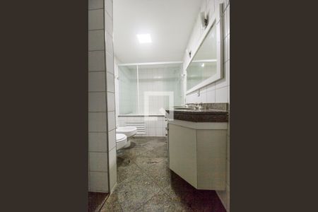 Apartamento à venda com 165m², 3 quartos e 2 vagasBanheiro da Suíte master