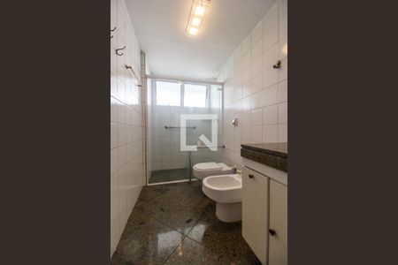 Apartamento à venda com 165m², 3 quartos e 2 vagasBanheiro 2