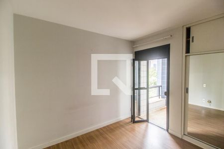 Apartamento à venda com 165m², 3 quartos e 2 vagasQuarto 3
