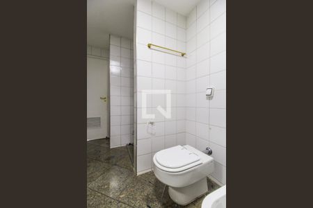 Apartamento à venda com 165m², 3 quartos e 2 vagasBanheiro da Suíte master