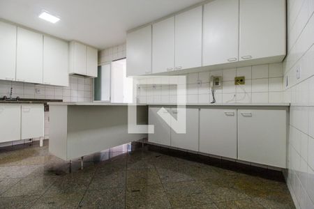 Apartamento à venda com 165m², 3 quartos e 2 vagasCozinha