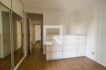 Apartamento à venda com 165m², 3 quartos e 2 vagasQuarto 3