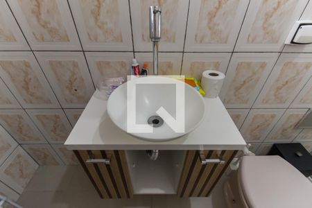 Casa à venda com 50m², 2 quartos e sem vagaBanheiro da Suíte