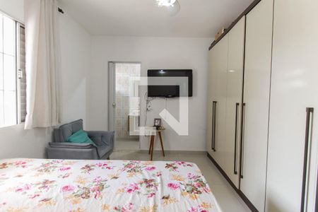 Casa à venda com 50m², 2 quartos e sem vagaSuíte