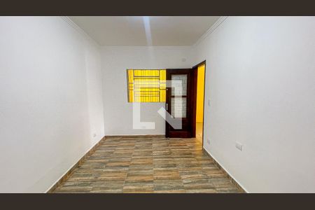 Sala de casa para alugar com 2 quartos, 120m² em Jardim Stella, Santo André