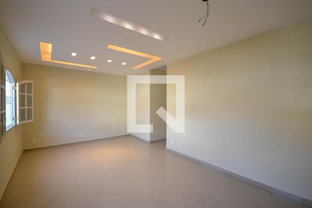 Sala de casa para alugar com 2 quartos, 127m² em Califórnia, Nova Iguaçu