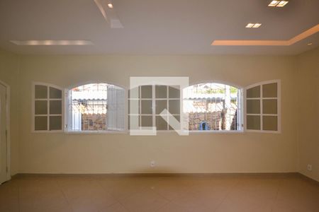 Sala de casa para alugar com 2 quartos, 127m² em Califórnia, Nova Iguaçu