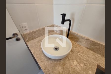 Apartamento para alugar com 34m², 1 quarto e sem vaga Apartamento para alugar com 34m², 1 quarto e sem vagaBanheiro