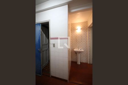 Casa à venda com 100m², 3 quartos e 4 vagas Casa à venda com 100m², 3 quartos e 4 vagasÁrea de Serviço