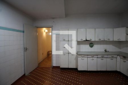 Casa à venda com 100m², 3 quartos e 4 vagas Casa à venda com 100m², 3 quartos e 4 vagasCozinha