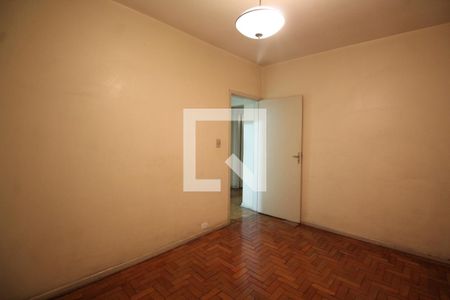 Casa à venda com 100m², 3 quartos e 4 vagas Casa à venda com 100m², 3 quartos e 4 vagasQuarto 2