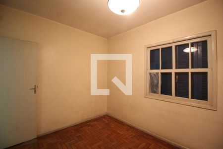 Casa à venda com 100m², 3 quartos e 4 vagas Casa à venda com 100m², 3 quartos e 4 vagasQuarto 2